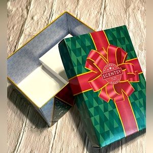 Scentsy Seasonal Wax Gift Box *Empty*